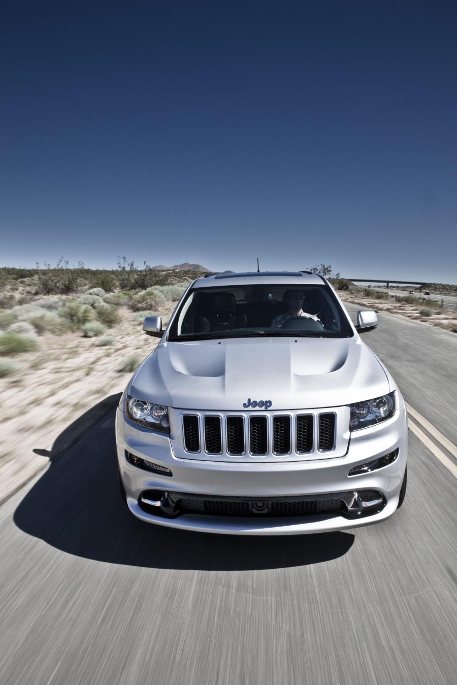  Jeep Grand Cherokee SRT8 2012 года  (фото 141 из 186)